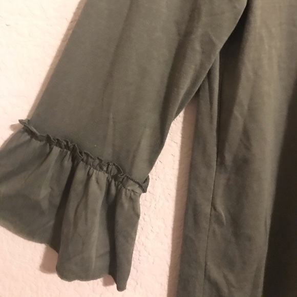 Olive green top - Picture 3 of 3